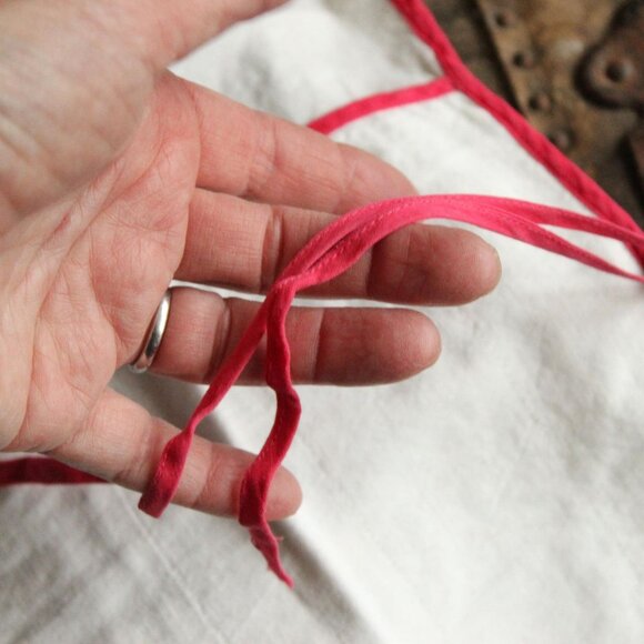 Vintage 1950s Silverware Holder, White And Red Fork Pocket, Kitchen Linens - Picture 11 of 13